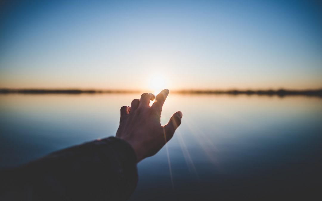 ५ कुंजियाँ हमारे परमेश्वर का अच्छा हाथ देखने के लिए